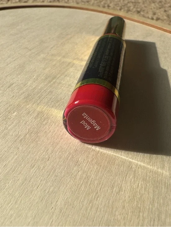 Mod Magenta Red LipSense - Picture 3 of 9